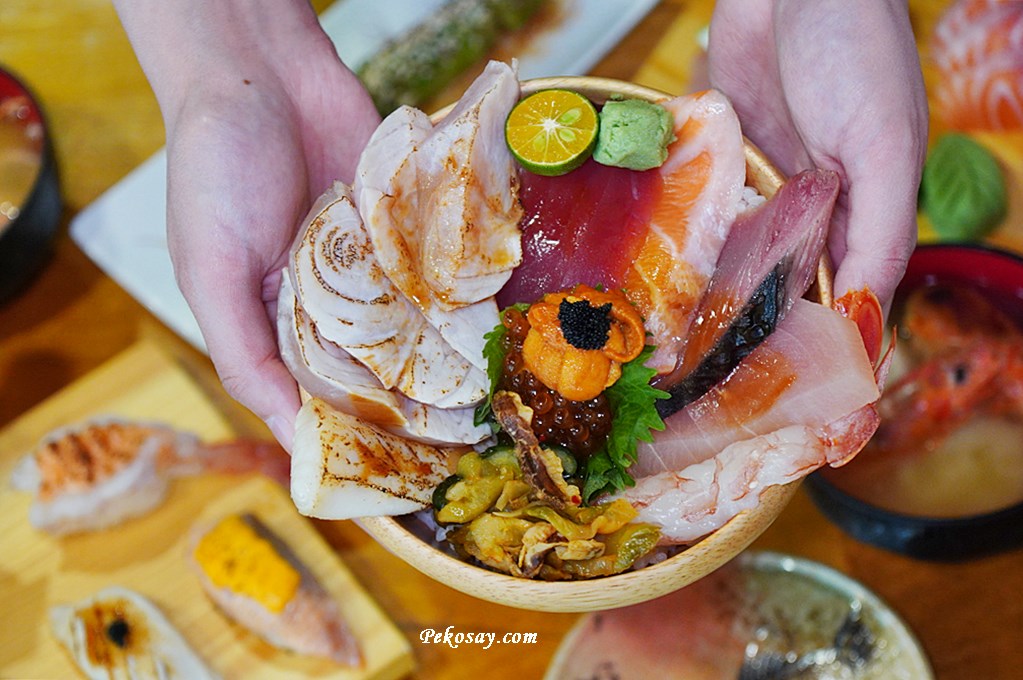 三重國小美食,老本壽司,三重日本料理,老本壽司菜單,三重生魚片,老本壽司生魚片,三重美食 @PEKO の Simple Life