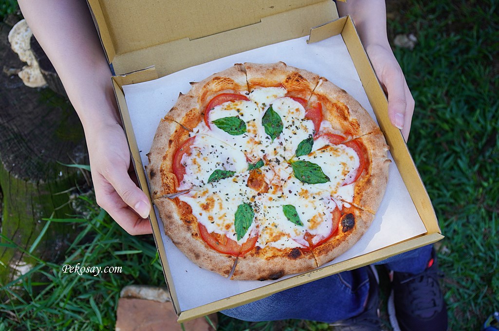桃園美食,餐車美食,桃園餐車美食,暮樂市集,餐車市集,自己人窯烤披薩,拿坡里披薩,披薩車 @PEKO の Simple Life