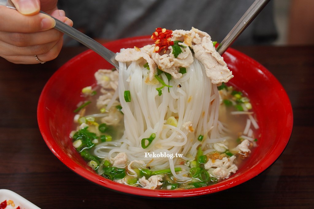 越南河粉,板橋美食,江子翠美食,越南麵包,板橋越南料理,阿準越南料理,板橋越南麵包 @PEKO の Simple Life