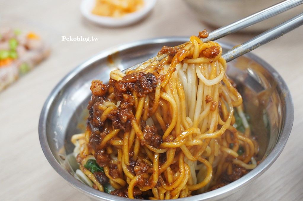 萬華美食,萬大路美食,台北菜肉餛飩,冠軍菜肉餛飩 @PEKO の Simple Life