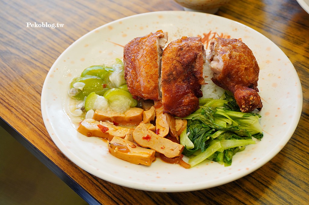 板橋排骨飯,金冠排骨,金冠排骨菜單,府中美食,板橋便當 @PEKO の Simple Life