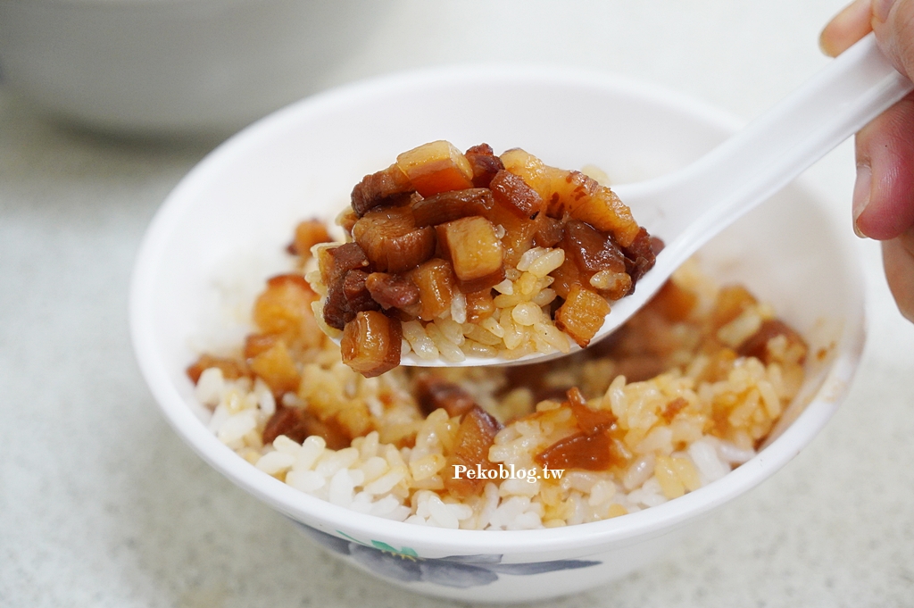 葉家滷肉飯,板橋宵夜,手切滷肉飯,埔墘美食,板橋滷肉飯,板橋藥燉排骨,葉家排骨 @PEKO の Simple Life