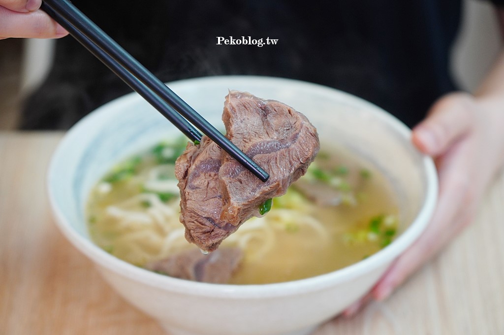 板橋牛肉麵,江子翠牛肉麵,饗客牛肉麵菜單,清燉牛肉麵,饗客牛肉麵,江子翠美食 @PEKO の Simple Life