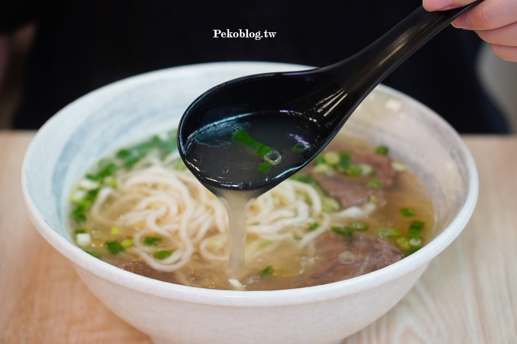 板橋牛肉麵,江子翠牛肉麵,饗客牛肉麵菜單,清燉牛肉麵,饗客牛肉麵,江子翠美食 @PEKO の Simple Life