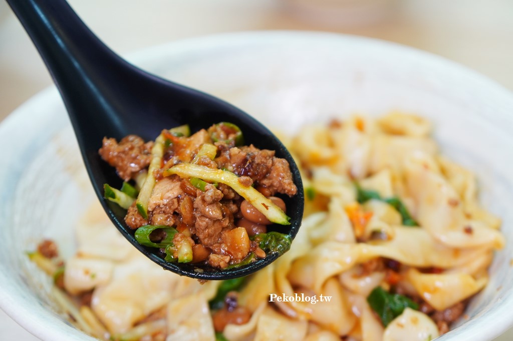 板橋牛肉麵,江子翠牛肉麵,饗客牛肉麵菜單,清燉牛肉麵,饗客牛肉麵,江子翠美食 @PEKO の Simple Life