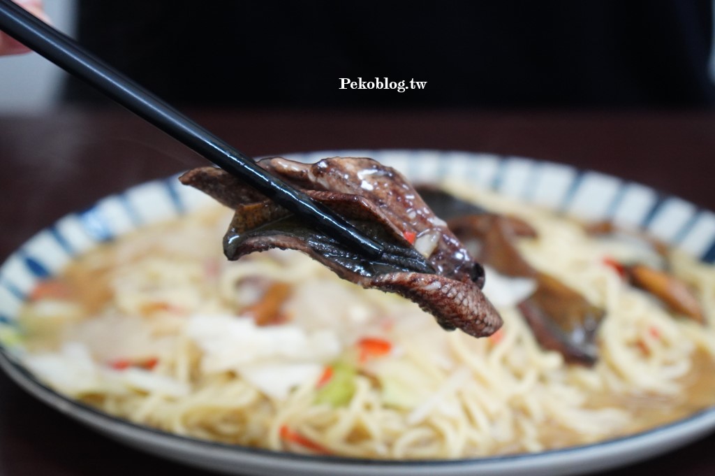 新埔站美食,四維路美食,鱔魚麵,板橋鱔魚意麵 @PEKO の Simple Life