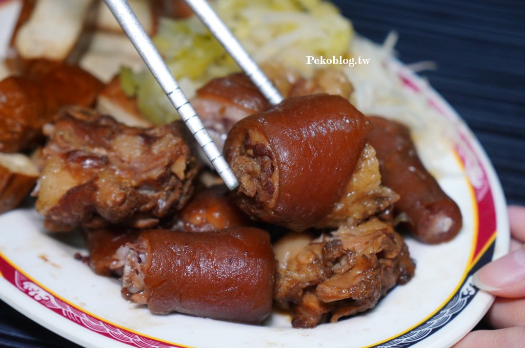 江子翠站美食,華江市場美食,江子翠牛肉麵,板橋牛肉,林美美牛肉麵店,豬三寶 @PEKO の Simple Life