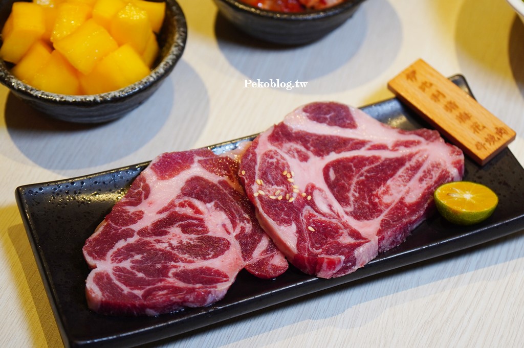 新店聚餐,新店美食,大坪林美食,七張站美食,新店燒肉,牛燒肉菜單,裕隆城美食 @PEKO の Simple Life