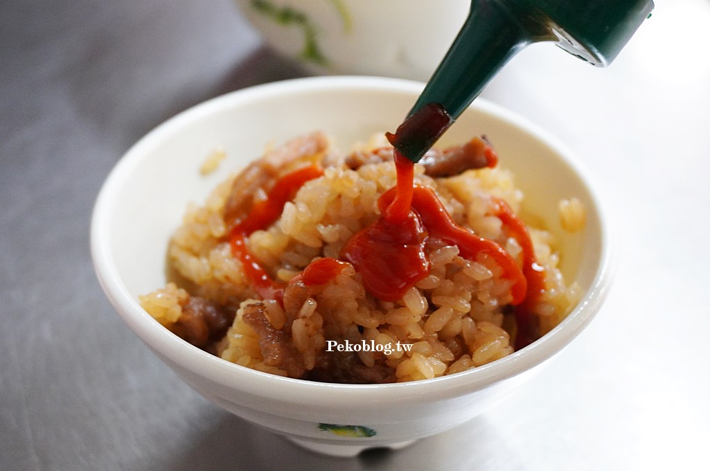 板橋肉羹,黃石市場美食,板橋黃石市場肉羹,板橋油飯推薦,黃石謝家肉羹,板橋彌月油飯,府中美食 @PEKO の Simple Life