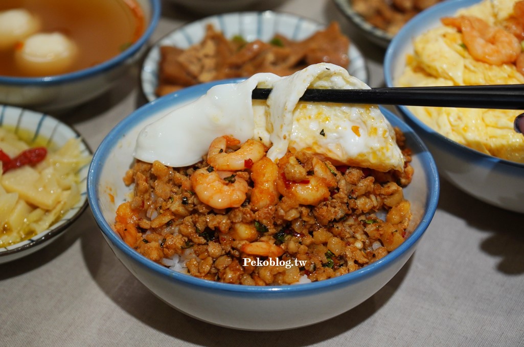 忠青商行菜單,忠青商行推薦,天母美食,台北蝦仁飯,大葉高島屋餐廳,大葉高島屋美食 @PEKO の Simple Life