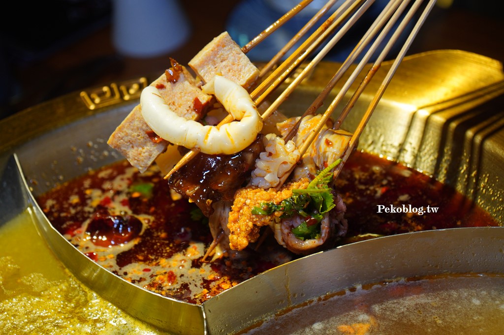 西門宵夜,ABV串串啤酒館,麻辣串串,串串火鍋,麻辣串串台北,串串啤酒館菜單,西門町美食,西門町火鍋 @PEKO の Simple Life