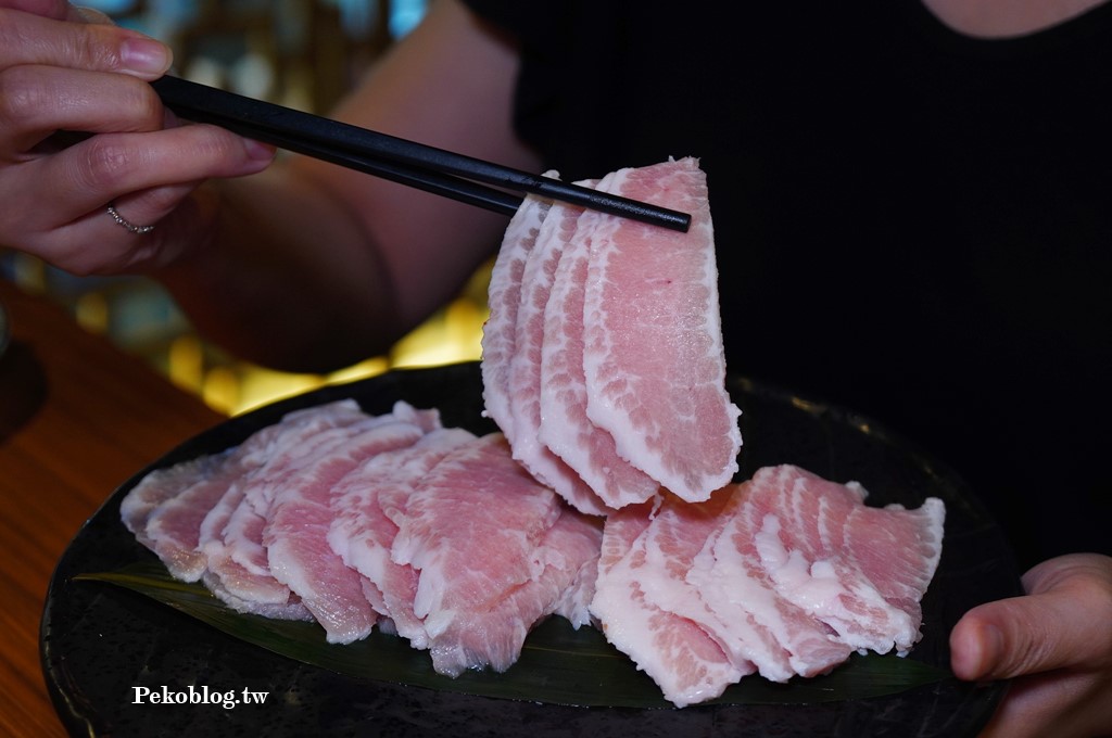 西門宵夜,ABV串串啤酒館,麻辣串串,串串火鍋,麻辣串串台北,串串啤酒館菜單,西門町美食,西門町火鍋 @PEKO の Simple Life