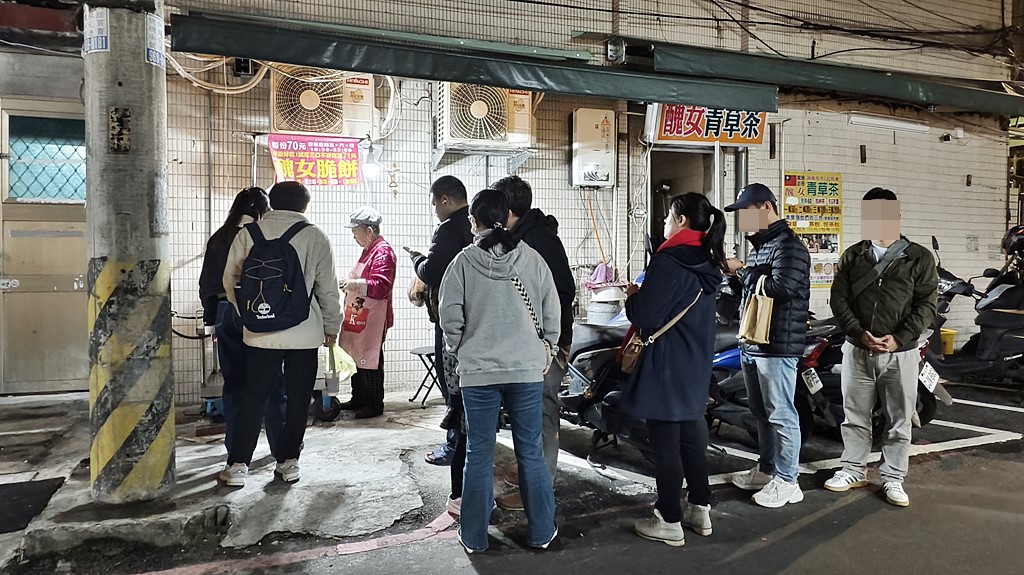 湳雅夜市美食,南雅夜市美食,板橋煎餅果子,醜女脆餅,醜女青草茶 @PEKO の Simple Life