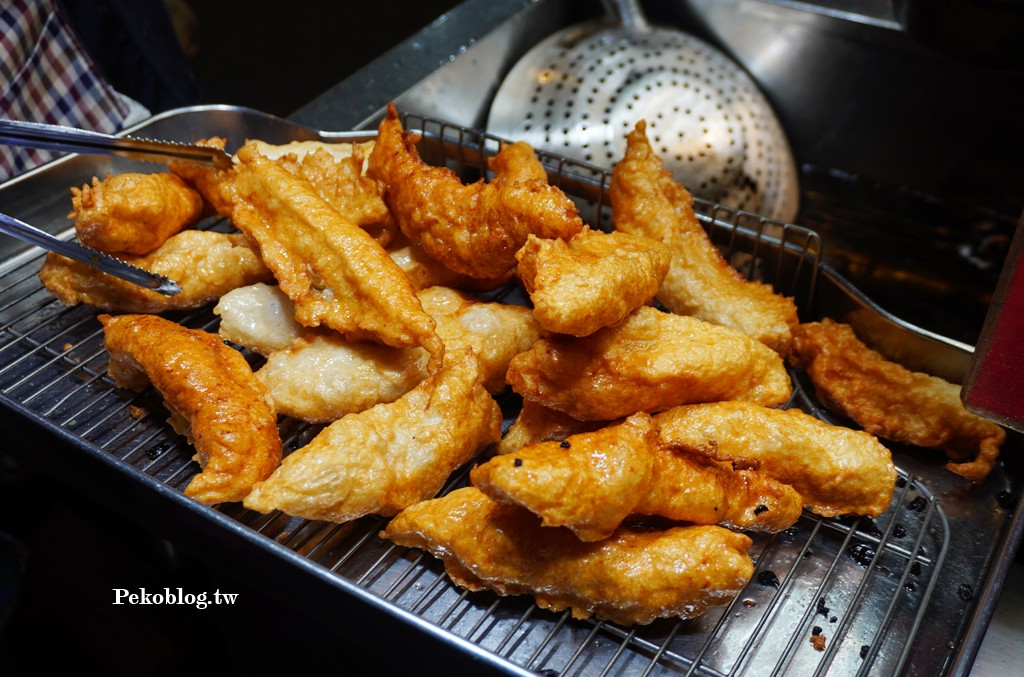 龍山寺美食,艋舺夜市美食,旗魚黑輪,東港旗魚黑輪,廣州街美食,東港旗魚串 @PEKO の Simple Life