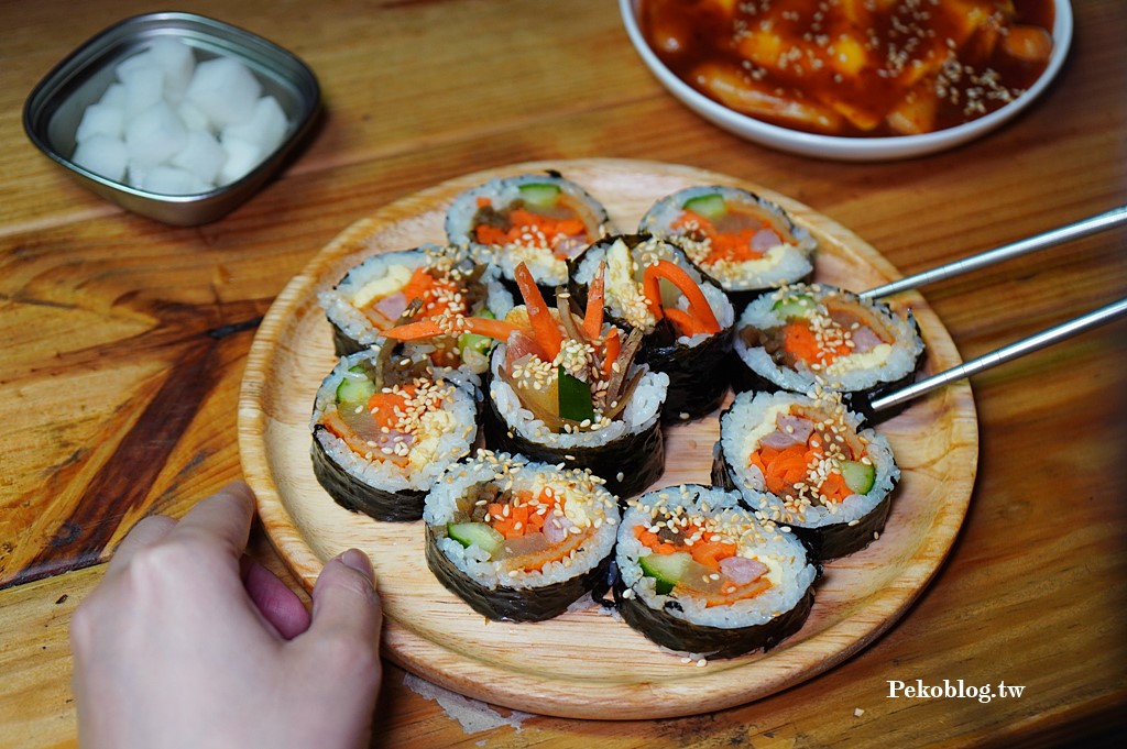 信義區飯捲,市政府美食,松菸美食,女王飯捲,高女婿鳳梨酥,女王飯捲菜單 @PEKO の Simple Life