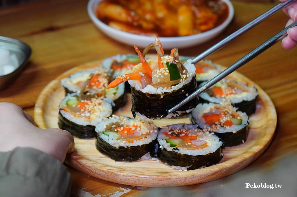 信義區飯捲,市政府美食,松菸美食,女王飯捲,高女婿鳳梨酥,女王飯捲菜單 @PEKO の Simple Life