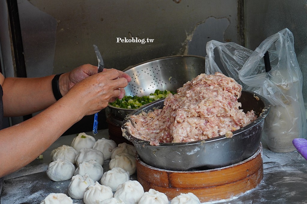 台北橋美食,三重水煎包,三重小籠包,文化北路美食,信義公園水煎包,三重美食,三重小吃 @PEKO の Simple Life