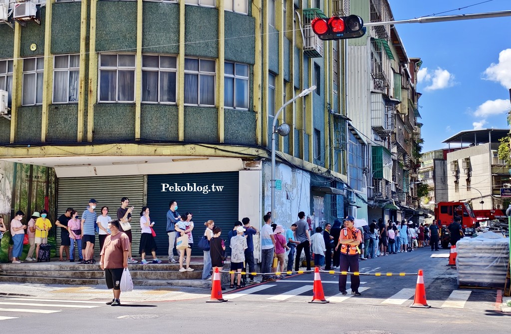 板橋美食,板橋伴手禮,板橋鳳梨酥,小潘鳳梨酥,小潘鳳凰酥,板橋必買,小潘鳳梨酥地址,板橋蛋黃酥,小潘鳳梨酥宅配 @PEKO の Simple Life