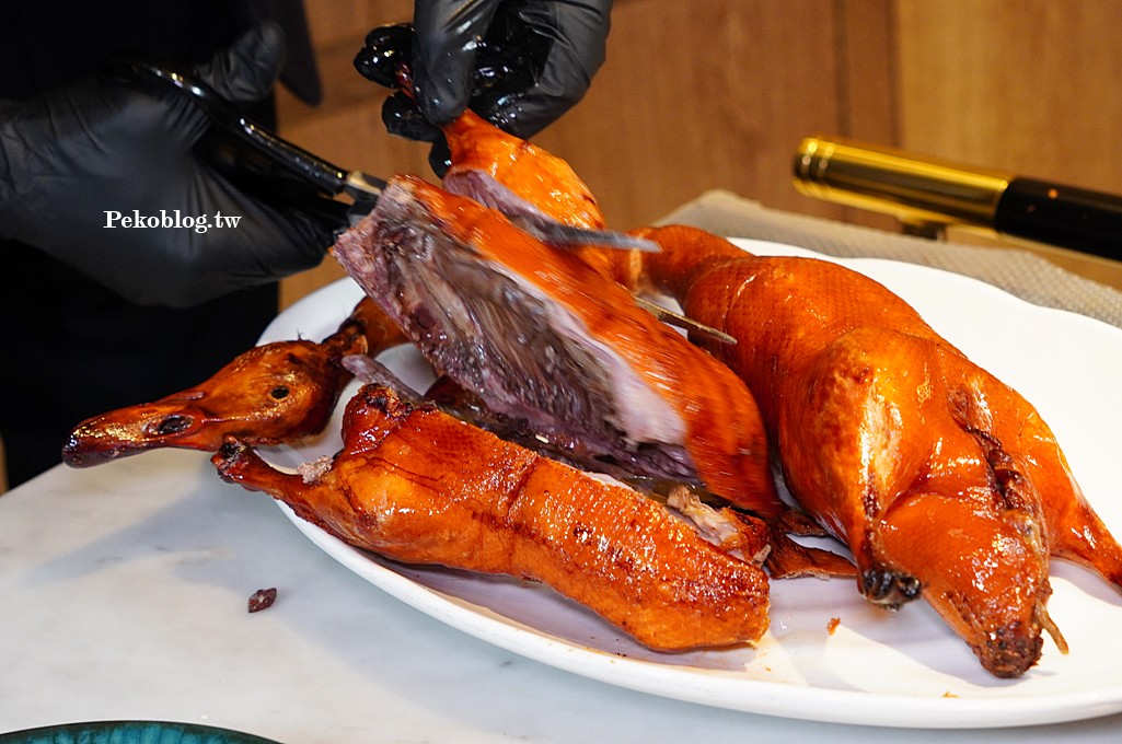 台北小巨蛋美食,米其林推薦,麟聚,麟聚菜單,麟聚小乳鴨,麟聚粵菜,台北粵菜 @PEKO の Simple Life