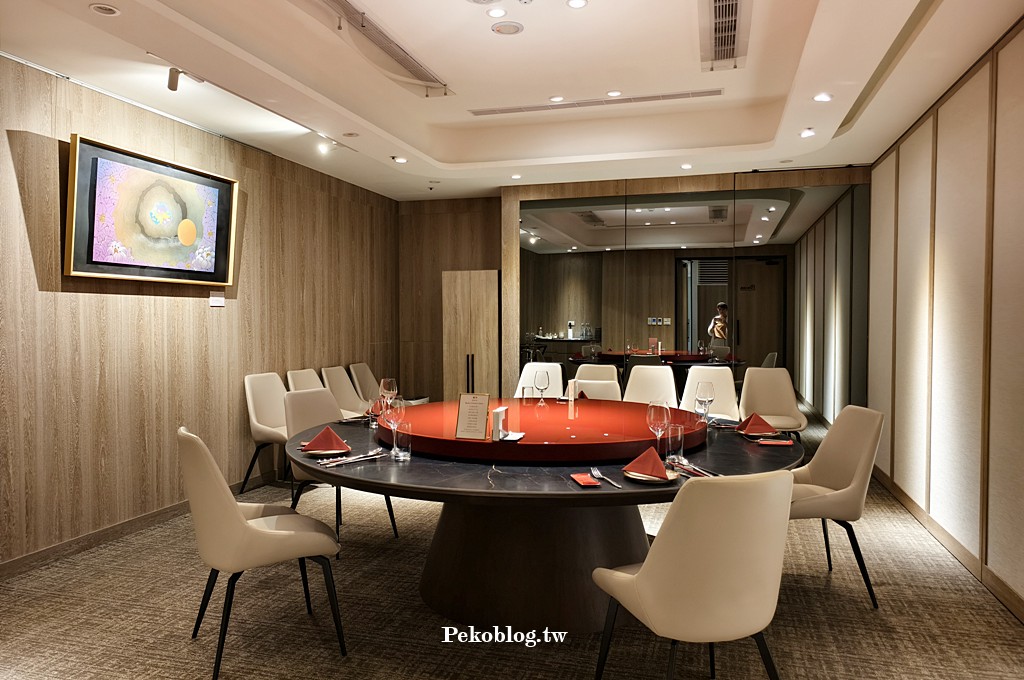 台北小巨蛋美食,米其林推薦,麟聚,麟聚菜單,麟聚小乳鴨,麟聚粵菜,台北粵菜 @PEKO の Simple Life