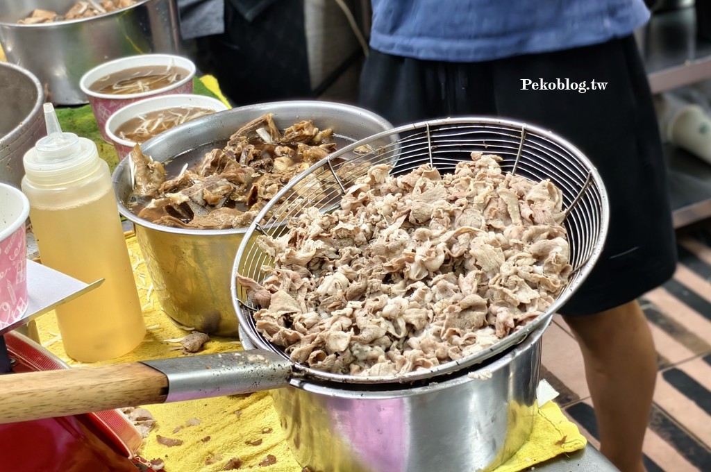 大碗公當歸羊肉,大碗公當歸羊肉菜單,大碗公羊肉湯,板橋羊肉湯,板橋當歸羊肉,新埔站美食,黑金滷肉飯,板橋滷肉飯 @PEKO の Simple Life