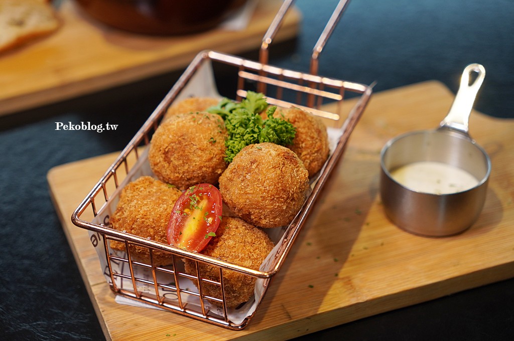 府中餐廳,板橋餐酒館,板橋景觀餐廳,府中美食 @PEKO の Simple Life