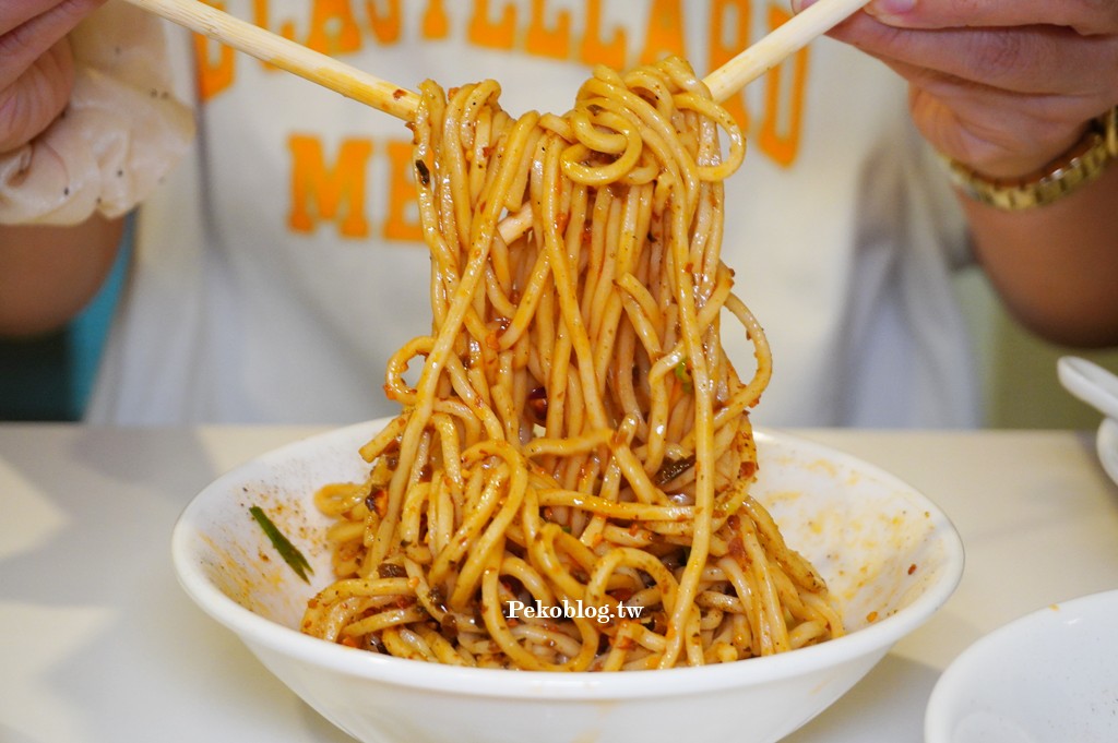 東區小吃,天府麵庄,天府麵庄菜單,宜賓燃麵,國父紀念館美食 @PEKO の Simple Life