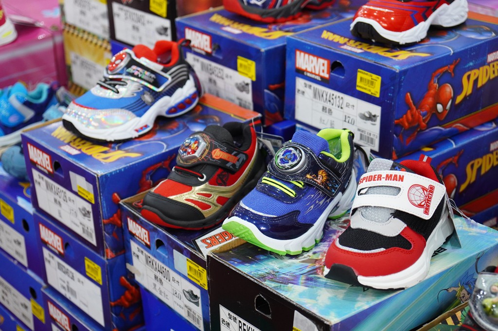 嘉益牛仔特賣會,坦克犀牛服飾,原廠犀牛機能衣,鶯歌特賣會,萬件牛仔褲 @PEKO の Simple Life