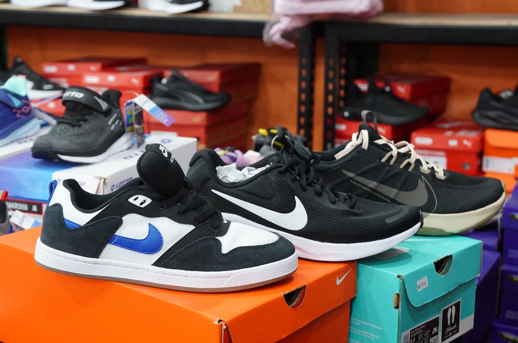 嘉益牛仔特賣會,坦克犀牛服飾,原廠犀牛機能衣,鶯歌特賣會,萬件牛仔褲 @PEKO の Simple Life