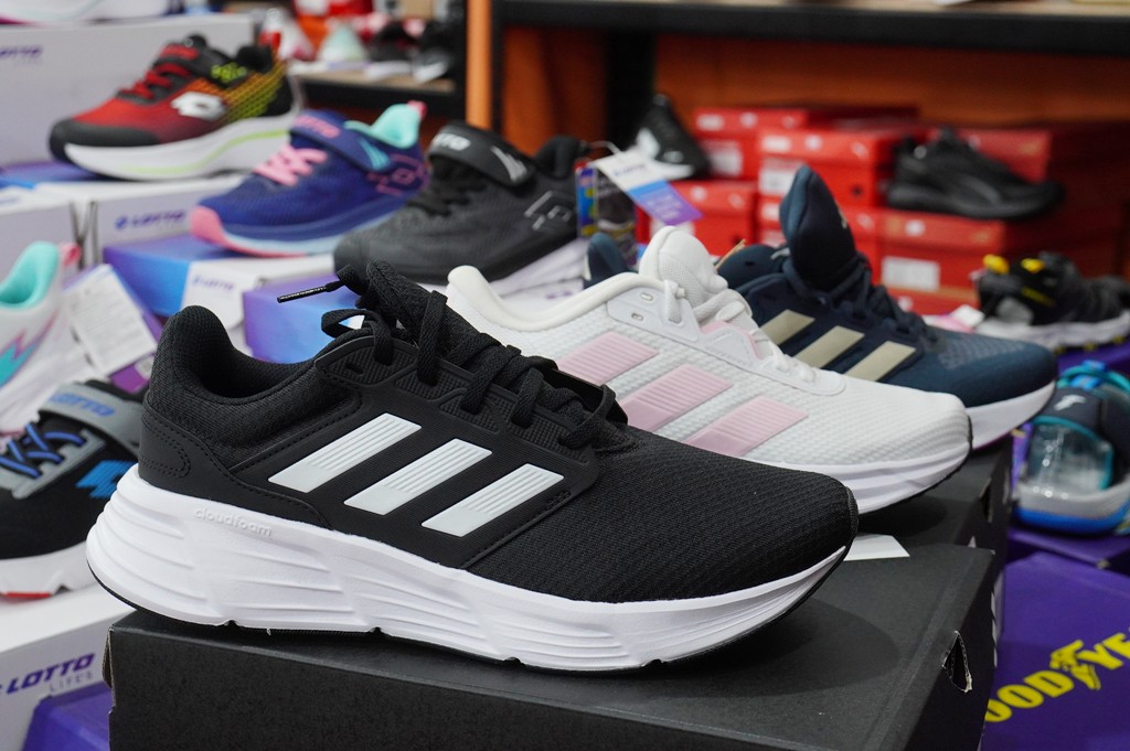 嘉益牛仔特賣會,坦克犀牛服飾,原廠犀牛機能衣,鶯歌特賣會,萬件牛仔褲 @PEKO の Simple Life