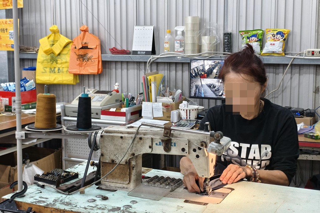 嘉益牛仔特賣會,坦克犀牛服飾,原廠犀牛機能衣,鶯歌特賣會,萬件牛仔褲 @PEKO の Simple Life