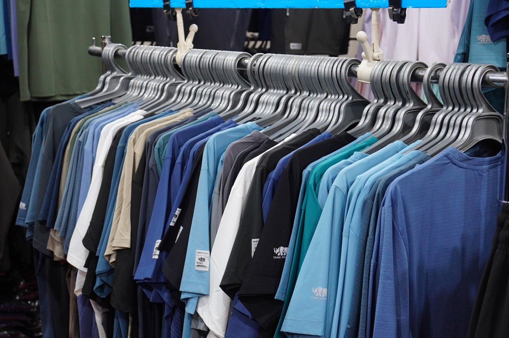 犀牛機能衣,三重特賣會,犀牛特賣會,坦克犀牛服飾,台北特賣會 @PEKO の Simple Life