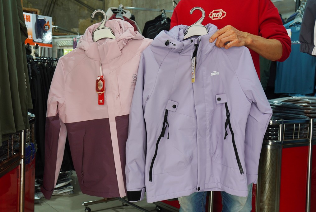 犀牛機能衣,三重特賣會,犀牛特賣會,坦克犀牛服飾,台北特賣會 @PEKO の Simple Life