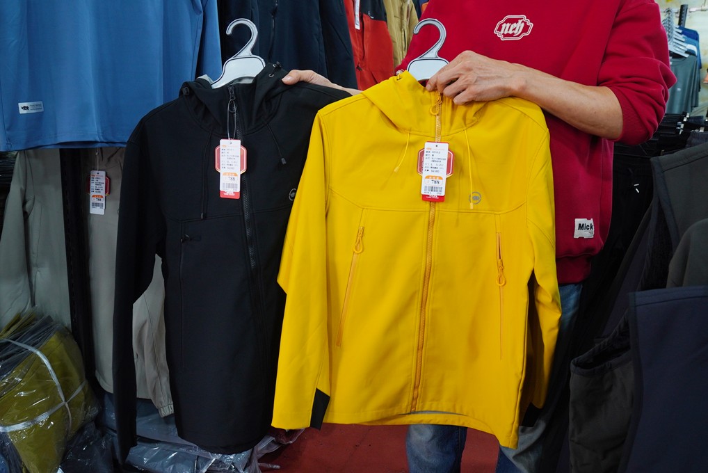 犀牛機能衣,三重特賣會,犀牛特賣會,坦克犀牛服飾,台北特賣會 @PEKO の Simple Life