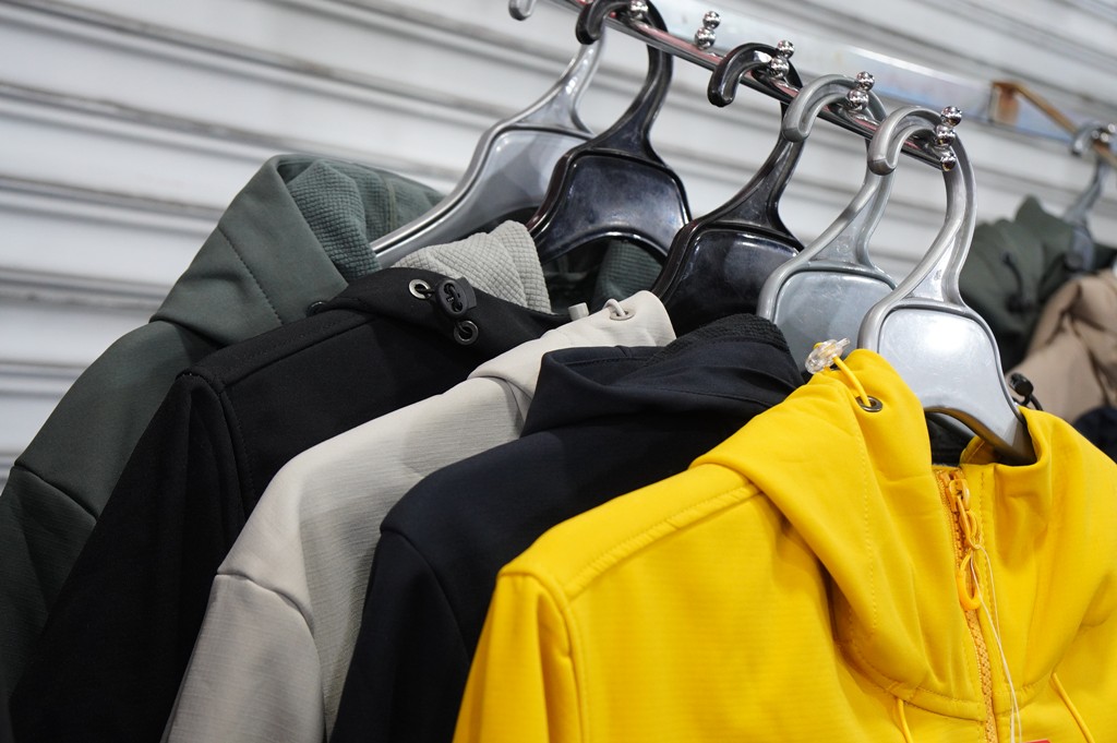 犀牛機能衣,三重特賣會,犀牛特賣會,坦克犀牛服飾,台北特賣會 @PEKO の Simple Life