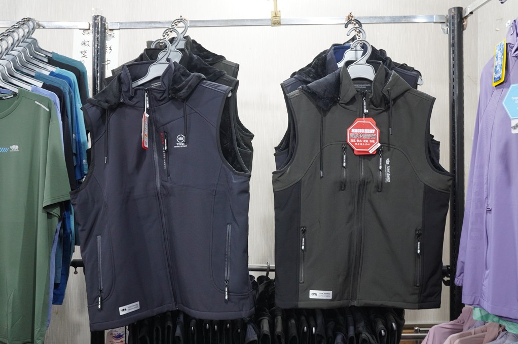犀牛機能衣,三重特賣會,犀牛特賣會,坦克犀牛服飾,台北特賣會 @PEKO の Simple Life