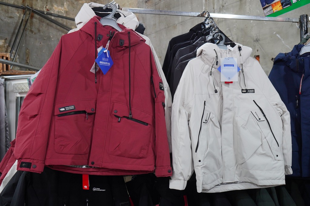 犀牛機能衣,三重特賣會,犀牛特賣會,坦克犀牛服飾,台北特賣會 @PEKO の Simple Life