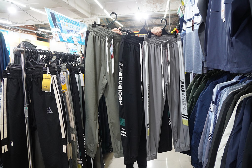 犀牛特賣會,坦克犀牛服飾,東湖特賣會,犀牛機能衣 @PEKO の Simple Life