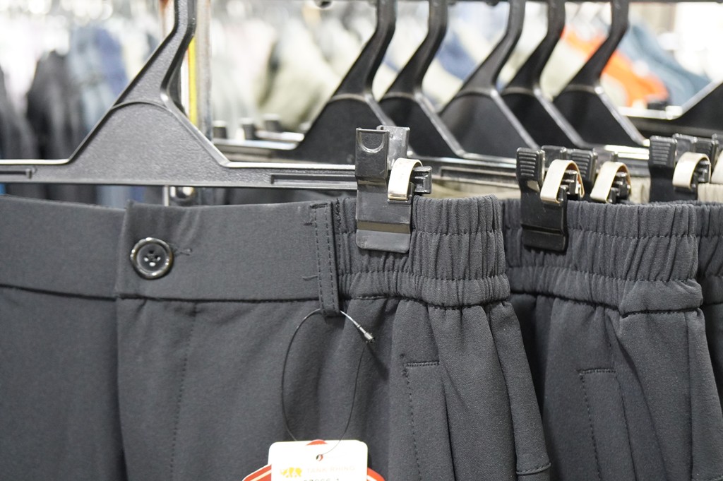 犀牛特賣會,坦克犀牛服飾,東湖特賣會,犀牛機能衣 @PEKO の Simple Life