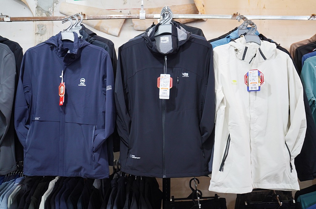 犀牛特賣會,坦克犀牛服飾,東湖特賣會,犀牛機能衣 @PEKO の Simple Life