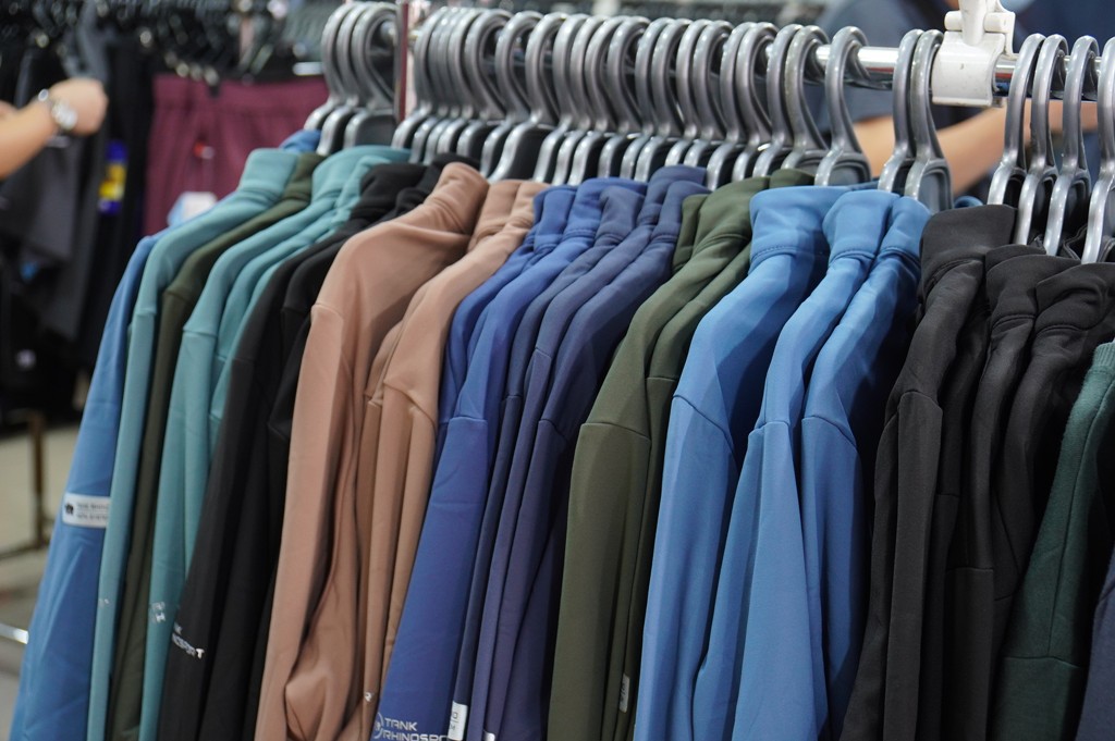 犀牛特賣會,坦克犀牛服飾,東湖特賣會,犀牛機能衣 @PEKO の Simple Life