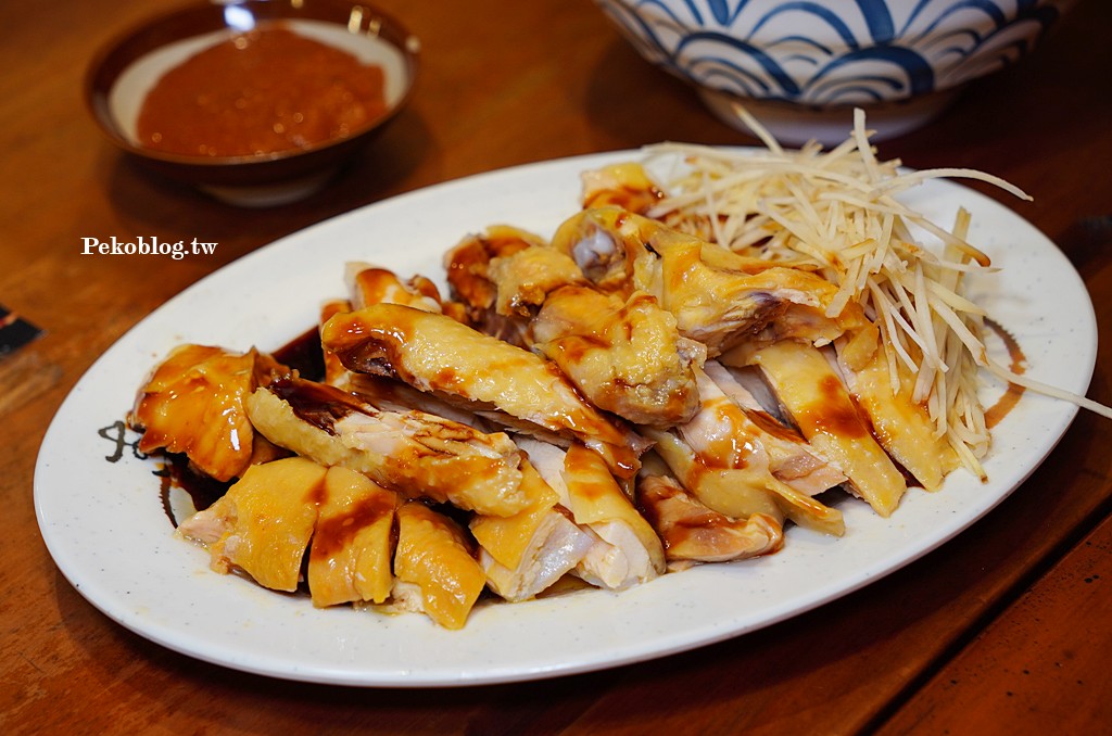 三峽美食,三峽老街美食,醬油雞米粉 @PEKO の Simple Life