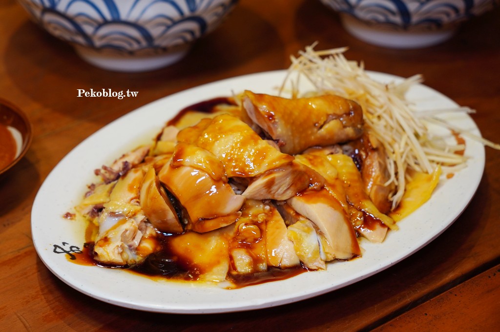 三峽美食,三峽老街美食,醬油雞米粉 @PEKO の Simple Life