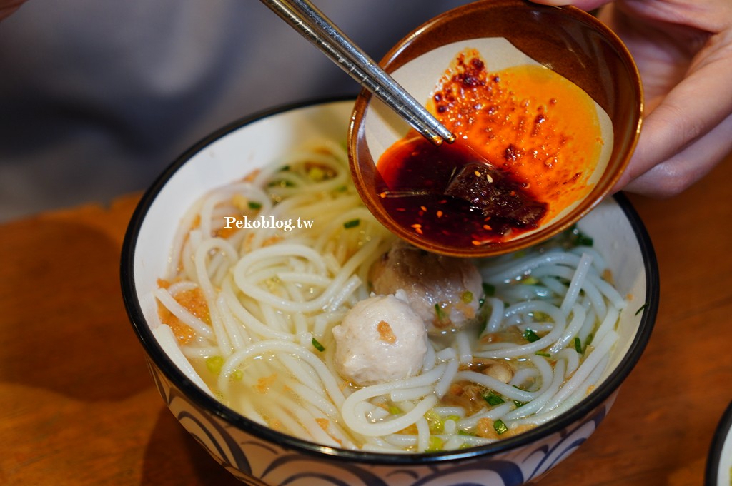 三峽美食,三峽老街美食,醬油雞米粉 @PEKO の Simple Life