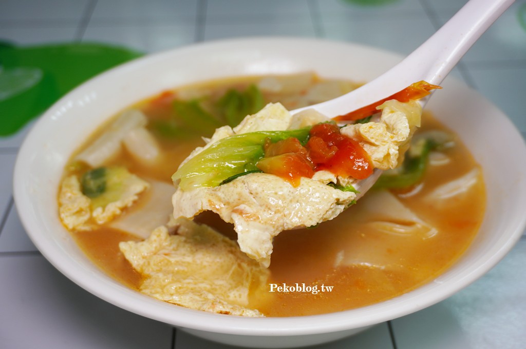 三重美食,三重國小美食,三重熗鍋麵 @PEKO の Simple Life