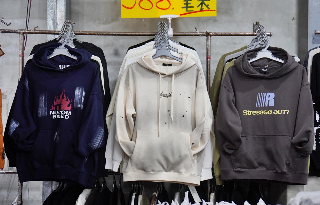 運動鞋特賣,特賣會,桃園特賣會 @PEKO の Simple Life