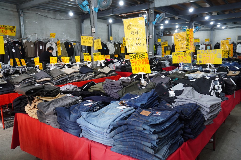 運動鞋特賣,特賣會,桃園特賣會 @PEKO の Simple Life