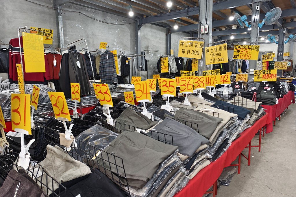 運動鞋特賣,特賣會,桃園特賣會 @PEKO の Simple Life