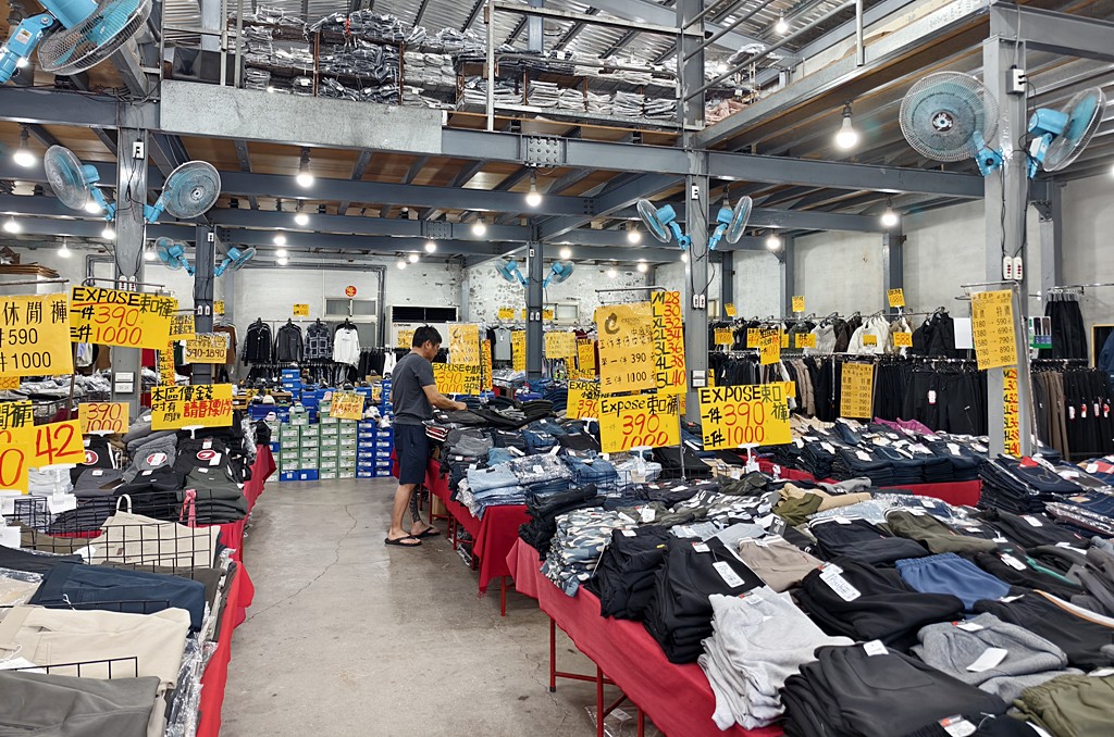 運動鞋特賣,特賣會,桃園特賣會 @PEKO の Simple Life