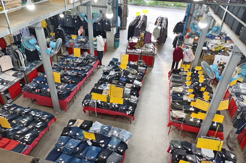 運動鞋特賣,特賣會,桃園特賣會 @PEKO の Simple Life